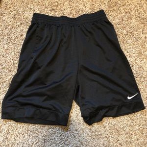 Black Nike Basketball Shorts Size L